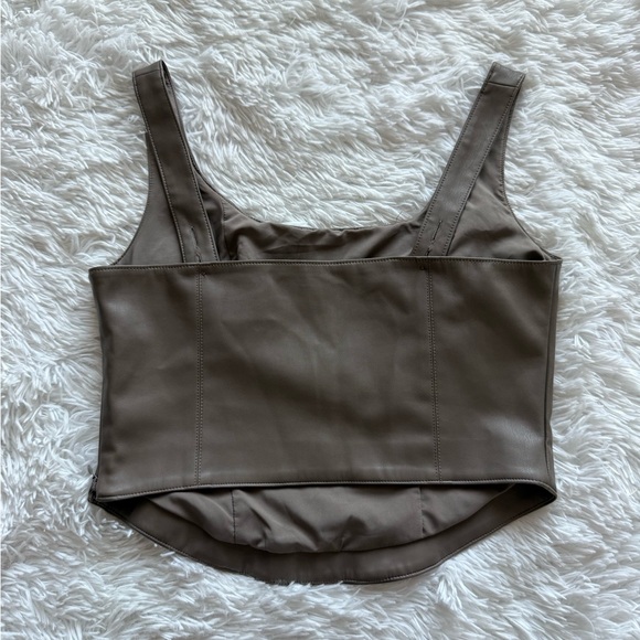 Abercrombie & Fitch Faux Leather Crop Corset Top - Picture 4 of 13
